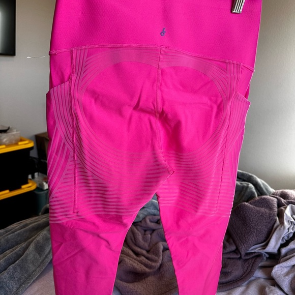 NWOT Fanka Booty Shape and Knee Support Leggings L $89 Magenta - Picture 4 of 5